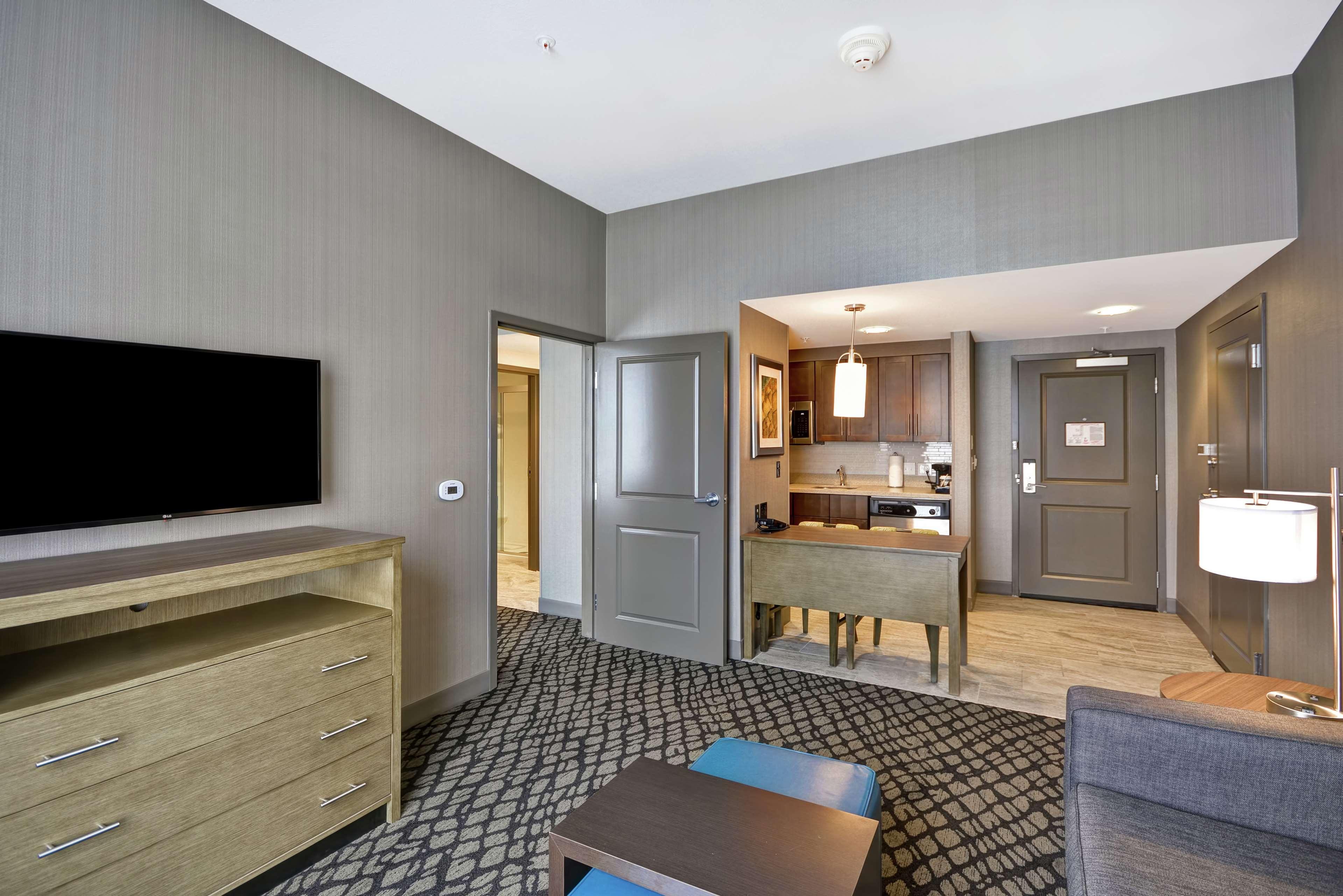 Homewood Suites By Hilton Warren Detroit Exterior foto