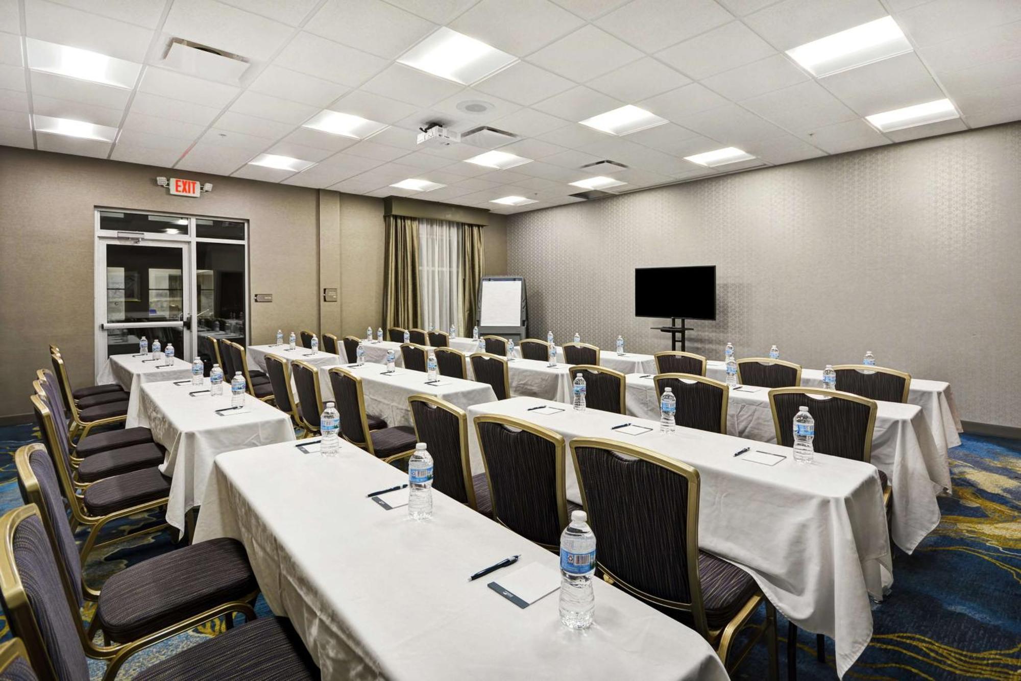 Homewood Suites By Hilton Warren Detroit Exterior foto