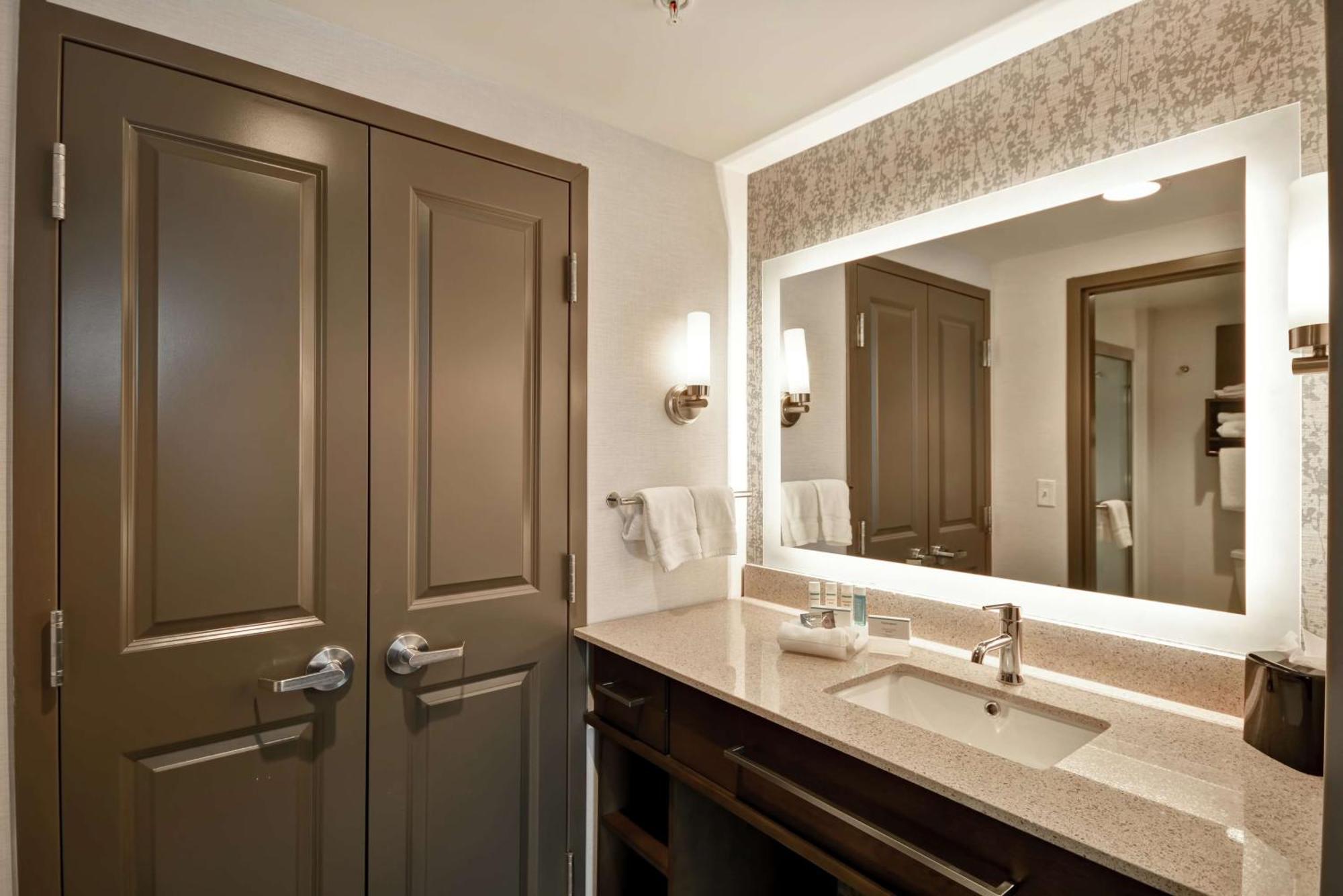 Homewood Suites By Hilton Warren Detroit Exterior foto
