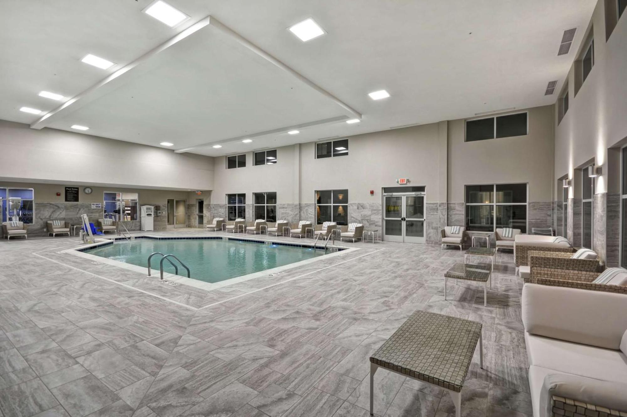 Homewood Suites By Hilton Warren Detroit Exterior foto